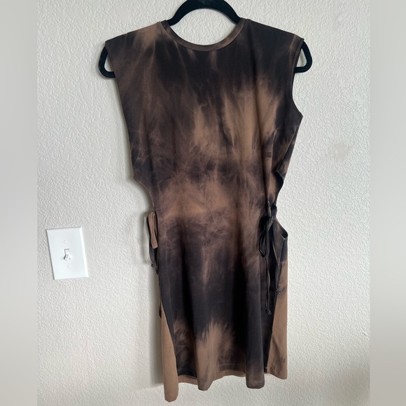 mini cut out dress - Picture 1 of 4